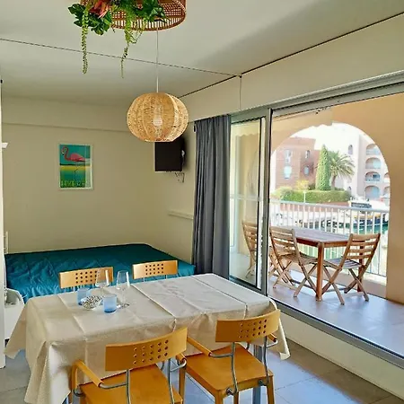 Port Apartment